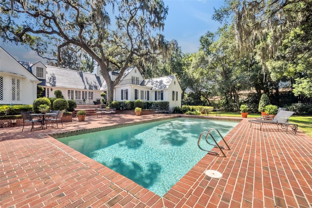 En Venta: $5,900,000 (6 camas, 5 baños, 5759 Pies cuadrados)