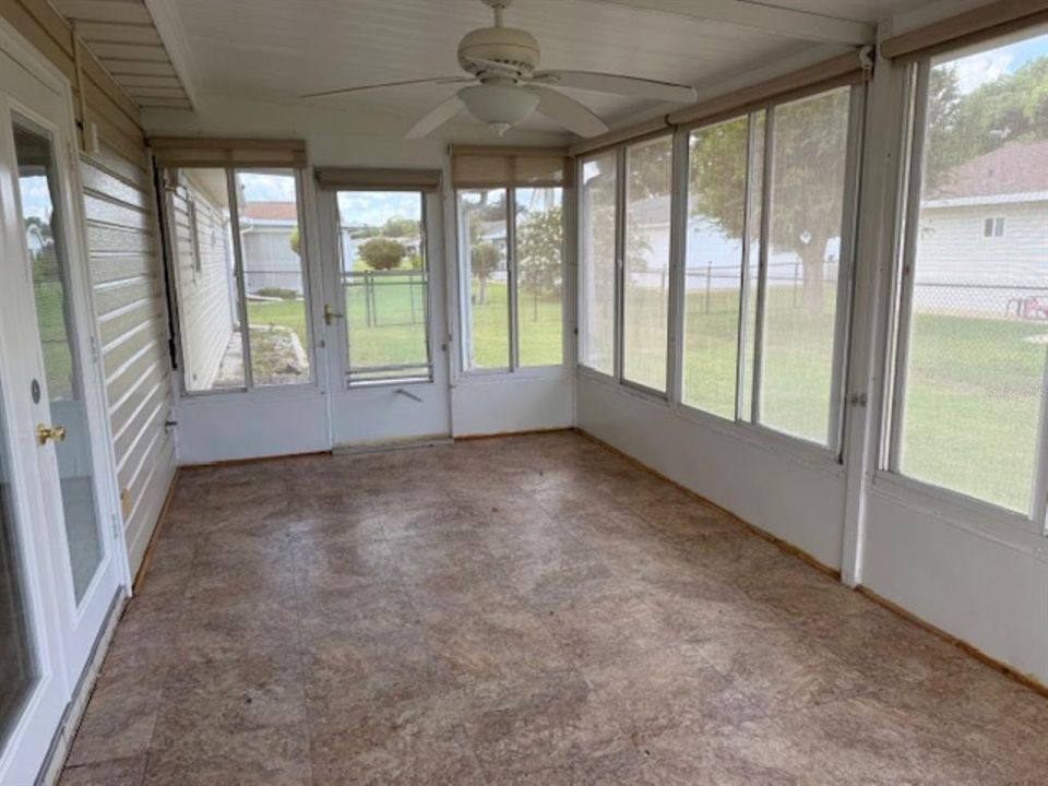 Active With Contract: $190,000 (2 beds, 2 baths, 1450 Square Feet)