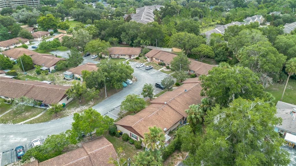 For Sale: $162,000 (2 beds, 2 baths, 979 Square Feet)