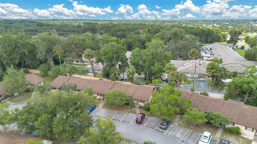 For Sale: $162,000 (2 beds, 2 baths, 979 Square Feet)