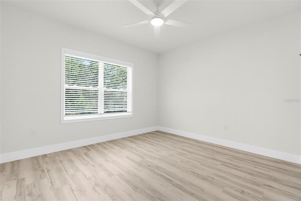 Active With Contract: $647,500 (4 beds, 2 baths, 2282 Square Feet)