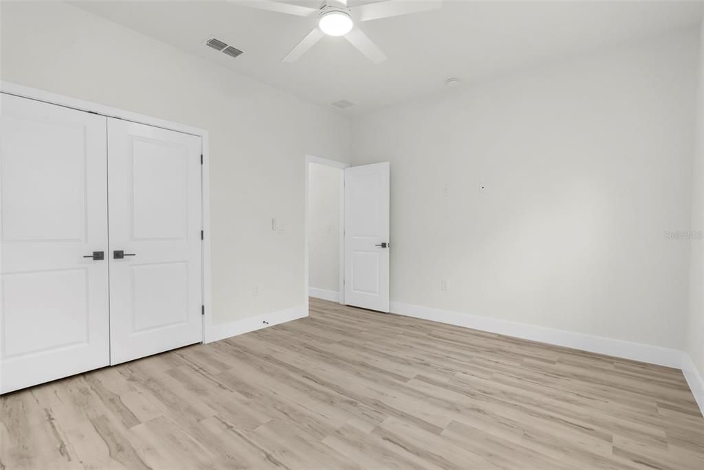 Active With Contract: $647,500 (4 beds, 2 baths, 2282 Square Feet)