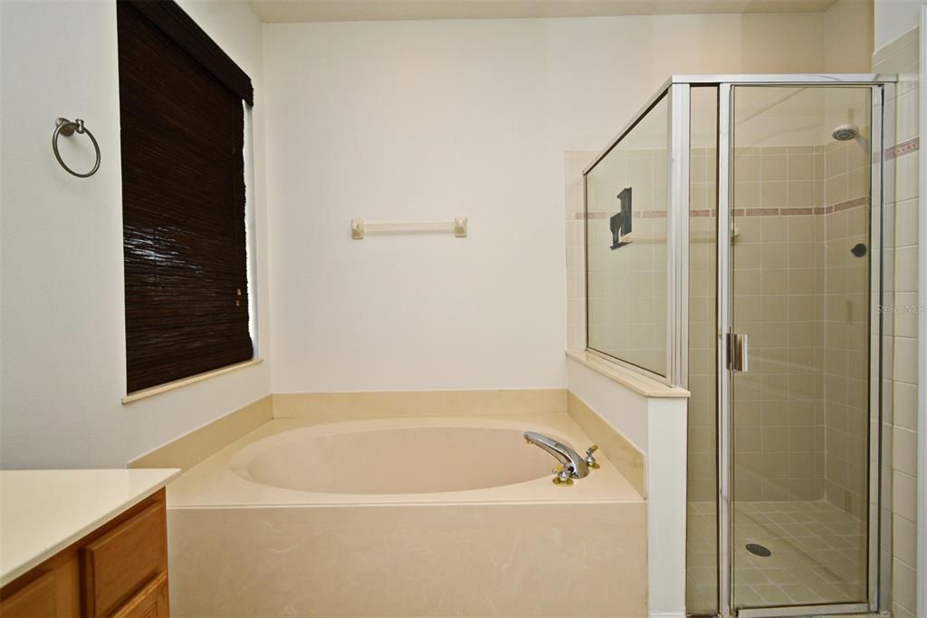 Active With Contract: $595,000 (4 beds, 2 baths, 2142 Square Feet)