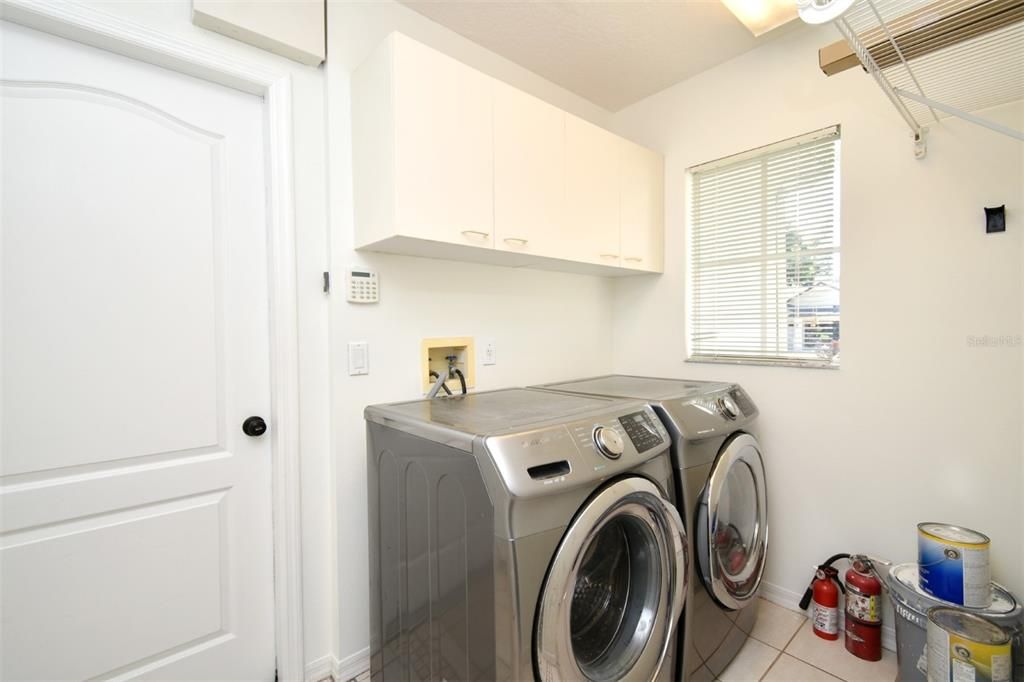 Active With Contract: $595,000 (4 beds, 2 baths, 2142 Square Feet)