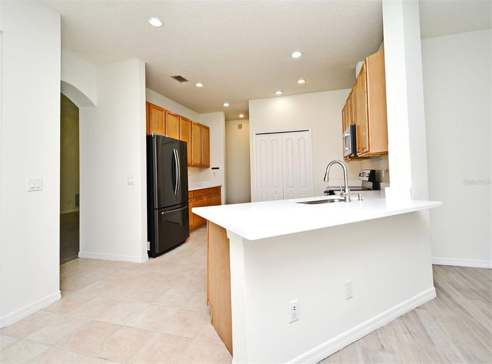 Active With Contract: $595,000 (4 beds, 2 baths, 2142 Square Feet)