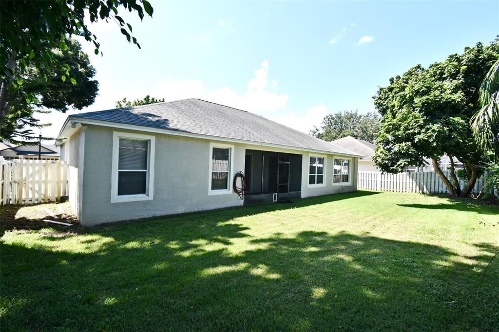 Active With Contract: $595,000 (4 beds, 2 baths, 2142 Square Feet)