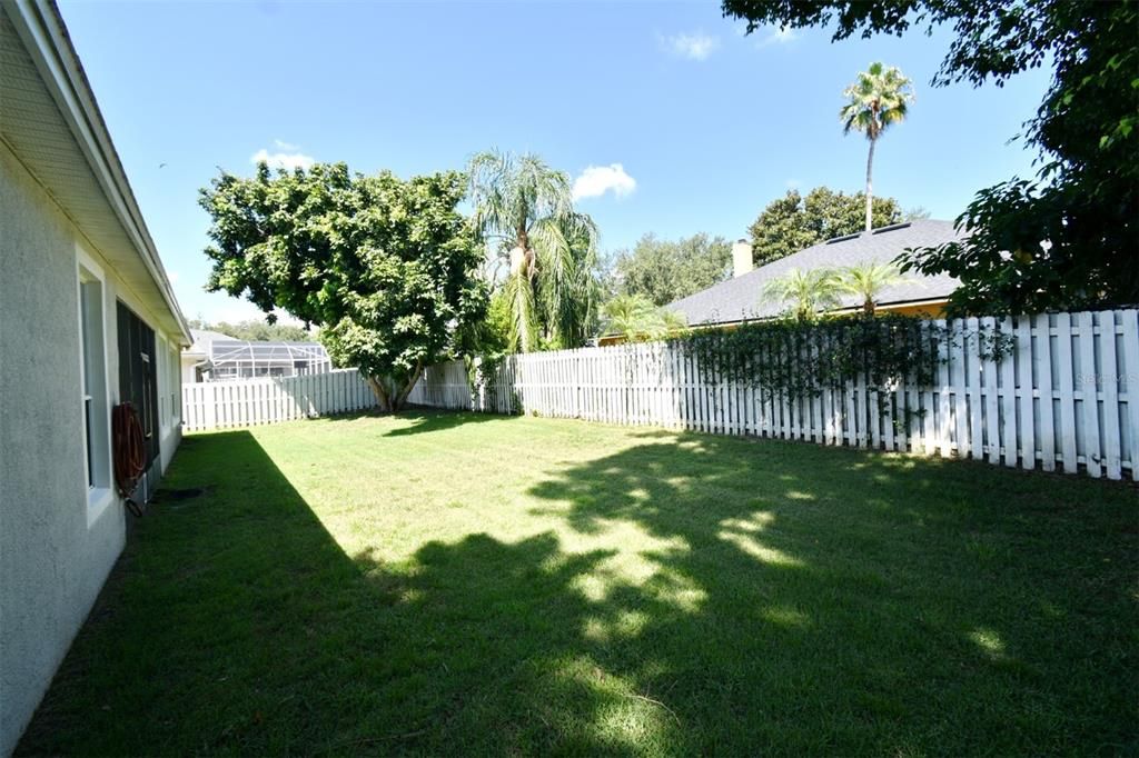 Active With Contract: $595,000 (4 beds, 2 baths, 2142 Square Feet)