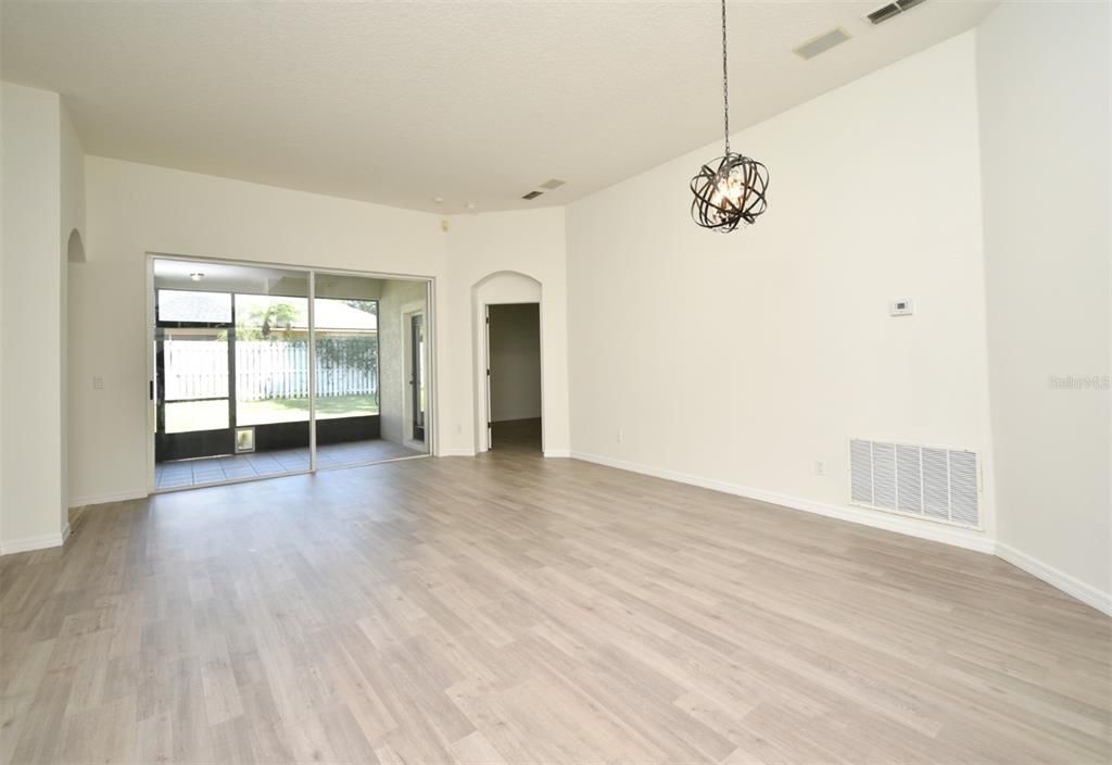 Active With Contract: $595,000 (4 beds, 2 baths, 2142 Square Feet)