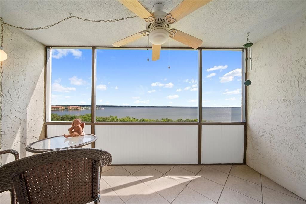 待售: $212,900 (2 贝兹, 2 浴室, 1050 平方英尺)