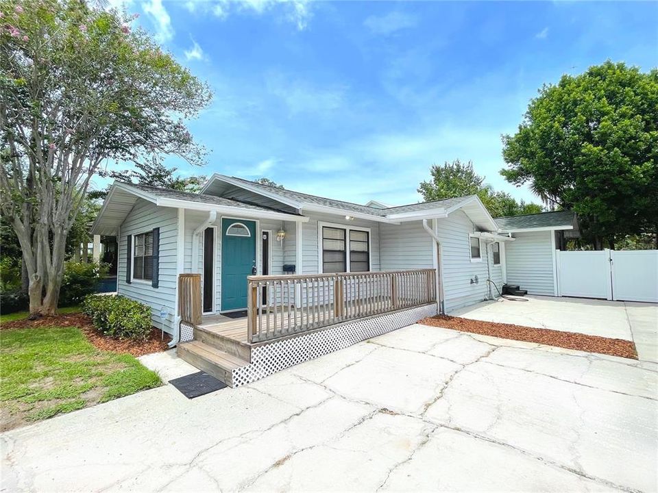 待售: $479,000 (3 贝兹, 2 浴室, 1272 平方英尺)