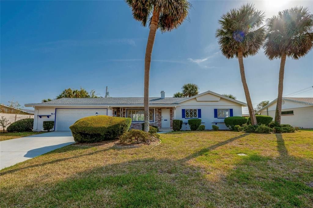 Recently Sold: $353,883 (3 beds, 2 baths, 1275 Square Feet)