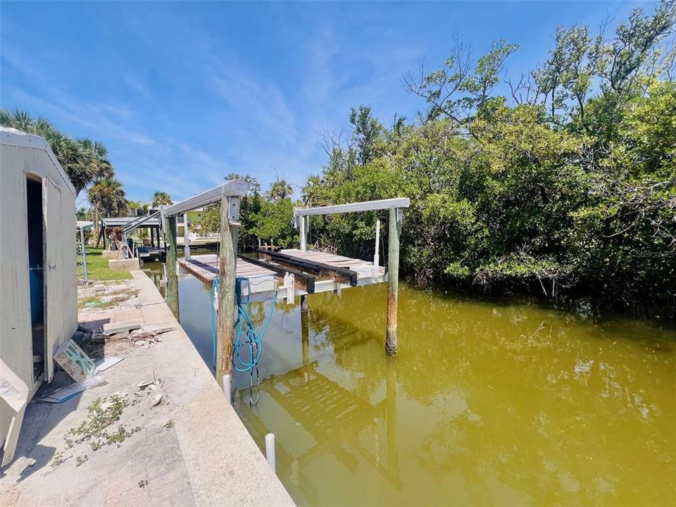 Под контрактом: $679,000 (3 спален, 2 ванн, 2026 Квадратных фут)