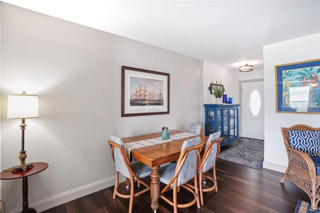 For Sale: $195,900 (2 beds, 2 baths, 1266 Square Feet)