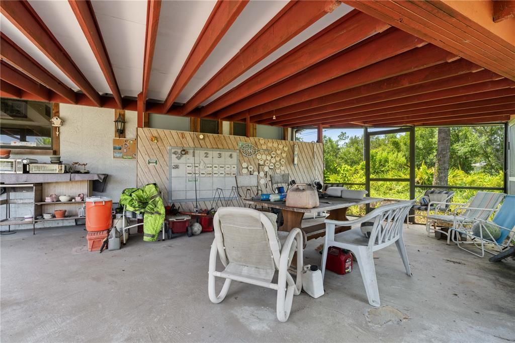 En Venta: $689,000 (3 camas, 4 baños, 1664 Pies cuadrados)