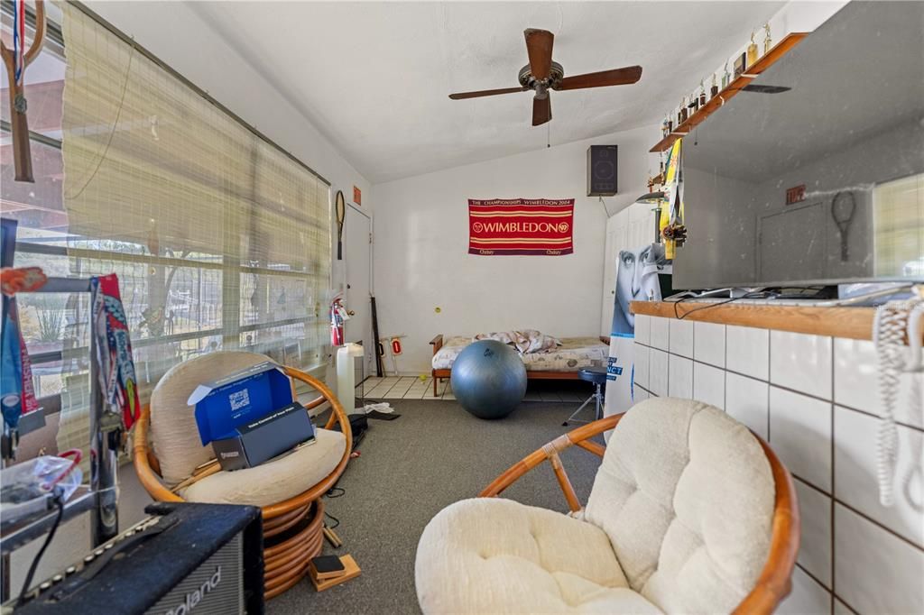 En Venta: $689,000 (3 camas, 4 baños, 1664 Pies cuadrados)