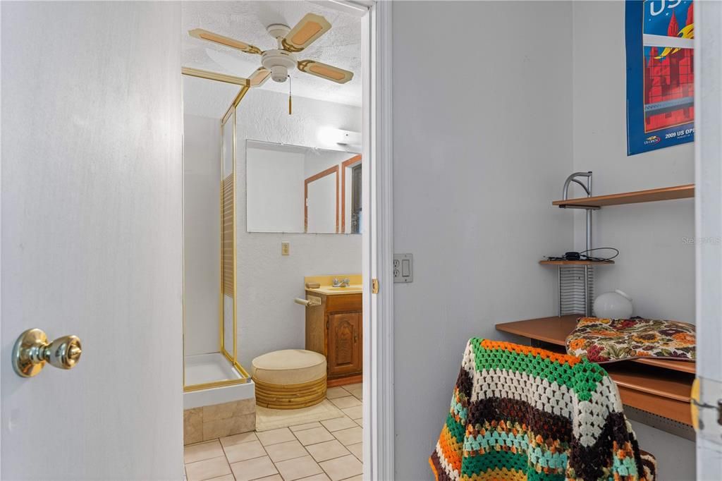 En Venta: $689,000 (3 camas, 4 baños, 1664 Pies cuadrados)