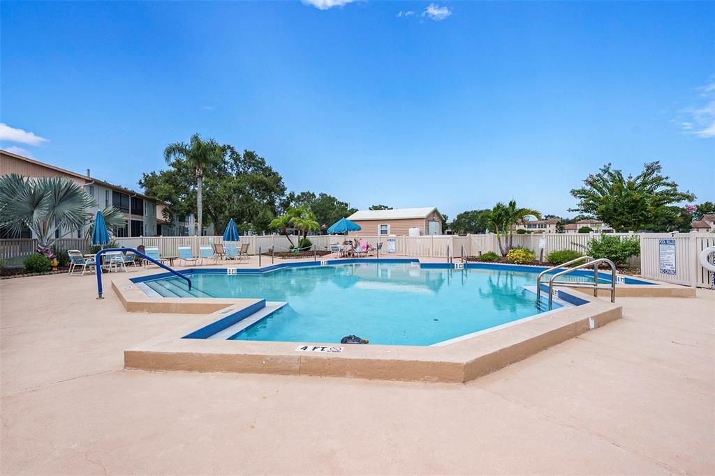 For Sale: $120,000 (2 beds, 2 baths, 1114 Square Feet)