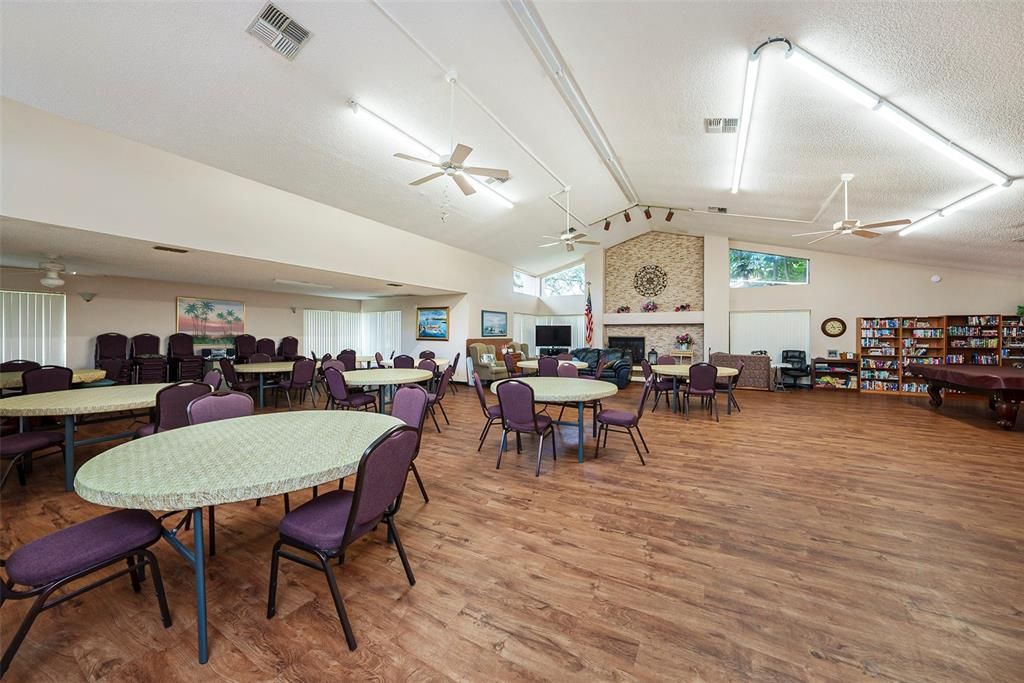 For Sale: $120,000 (2 beds, 2 baths, 1114 Square Feet)