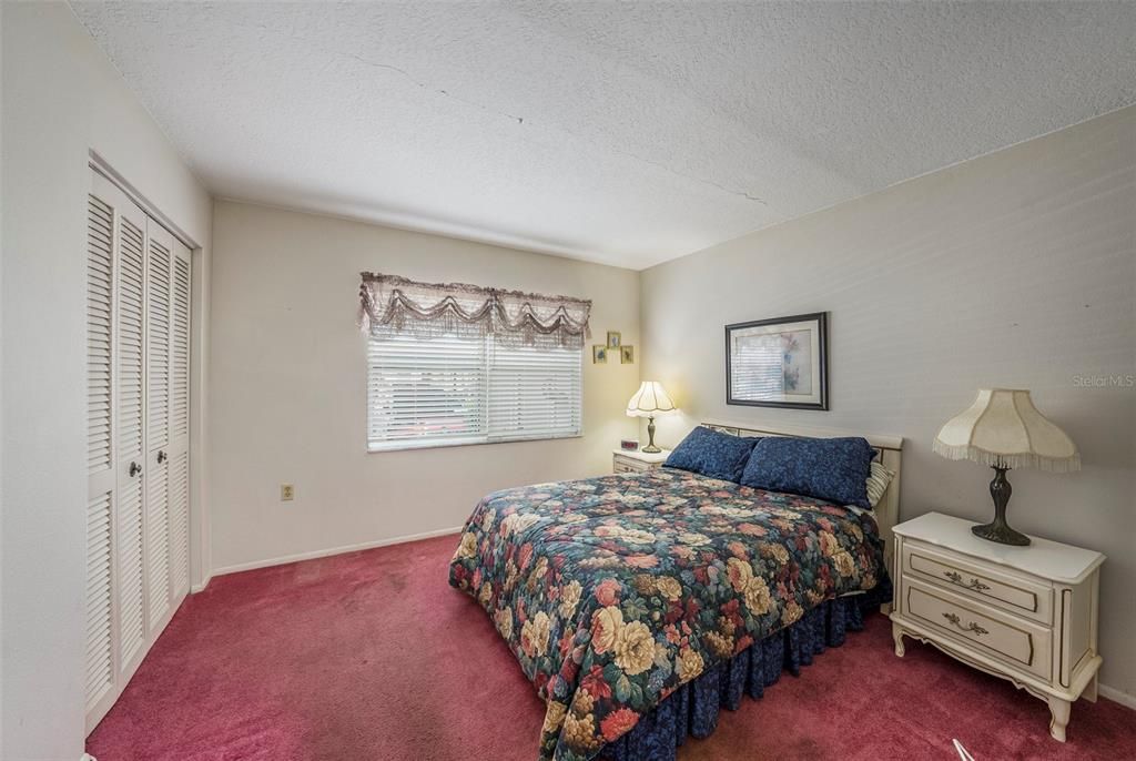 For Sale: $120,000 (2 beds, 2 baths, 1114 Square Feet)