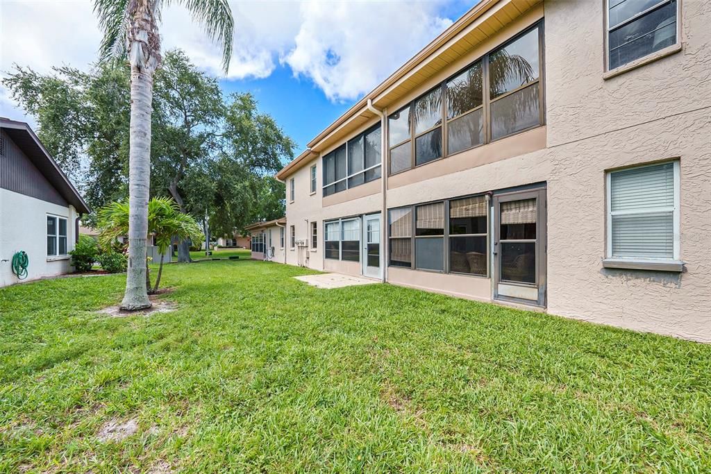 For Sale: $120,000 (2 beds, 2 baths, 1114 Square Feet)