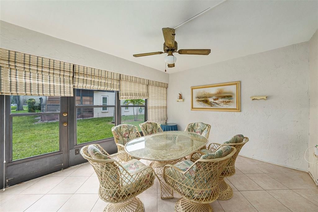 For Sale: $120,000 (2 beds, 2 baths, 1114 Square Feet)