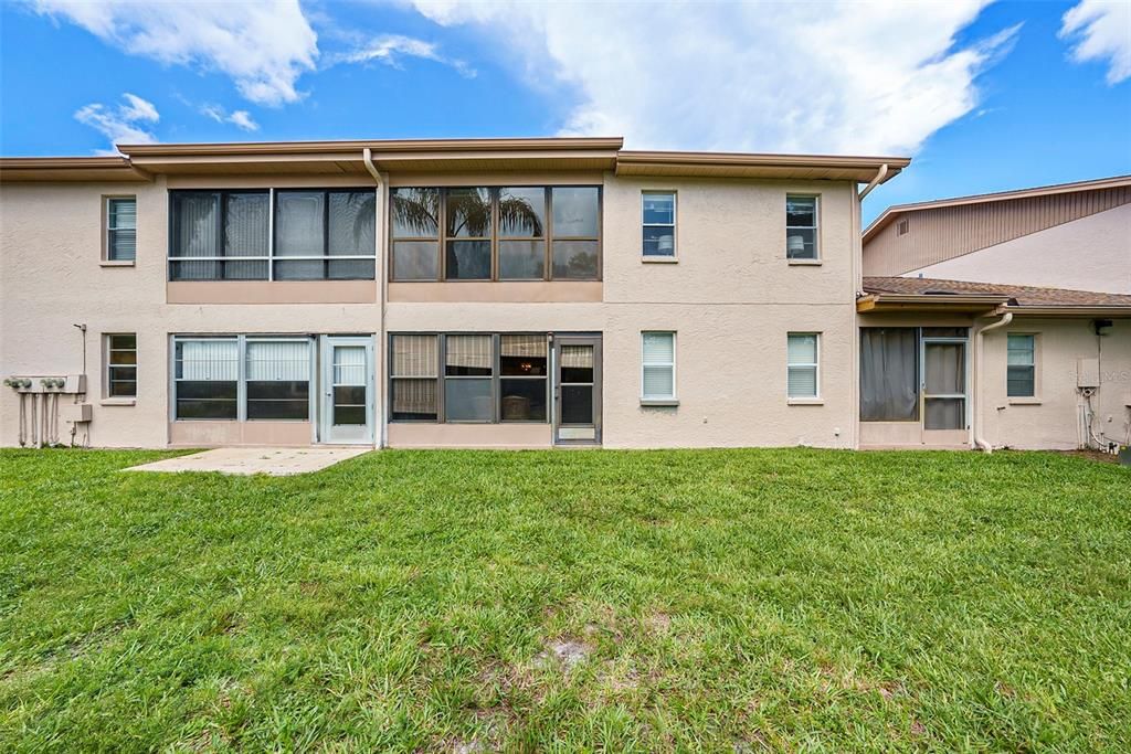 For Sale: $120,000 (2 beds, 2 baths, 1114 Square Feet)