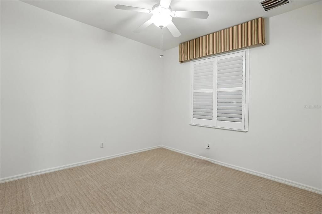 待售: $639,000 (3 贝兹, 2 浴室, 2052 平方英尺)