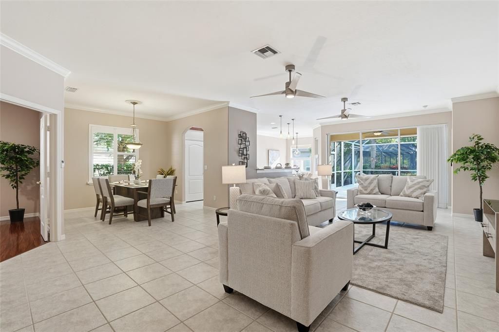 待售: $639,000 (3 贝兹, 2 浴室, 2052 平方英尺)