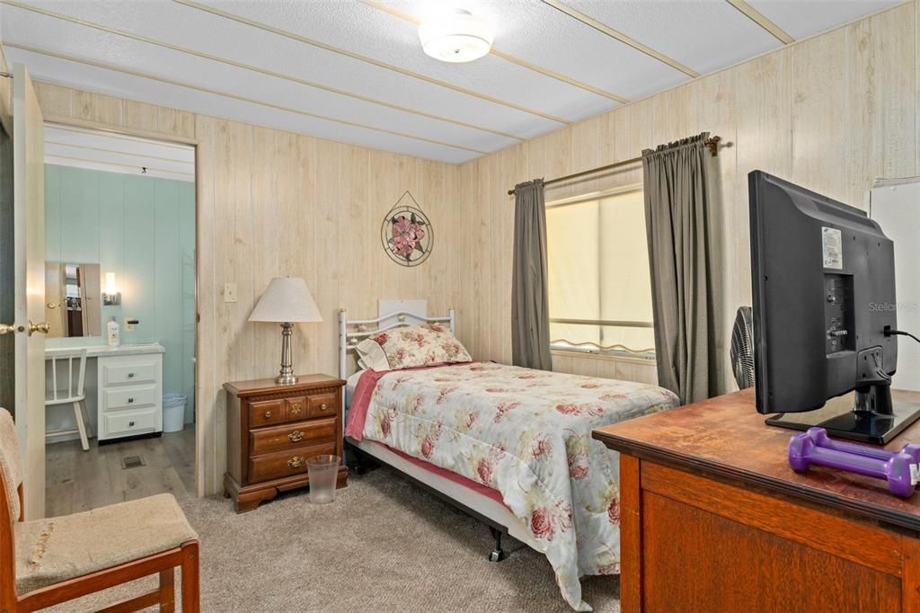 Под контрактом: $149,900 (2 спален, 2 ванн, 1288 Квадратных фут)