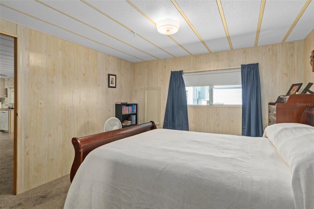 Под контрактом: $149,900 (2 спален, 2 ванн, 1288 Квадратных фут)