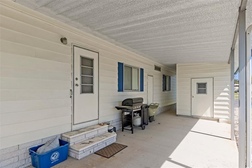 Под контрактом: $149,900 (2 спален, 2 ванн, 1288 Квадратных фут)