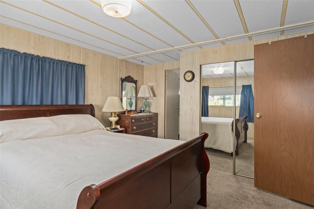 Под контрактом: $149,900 (2 спален, 2 ванн, 1288 Квадратных фут)