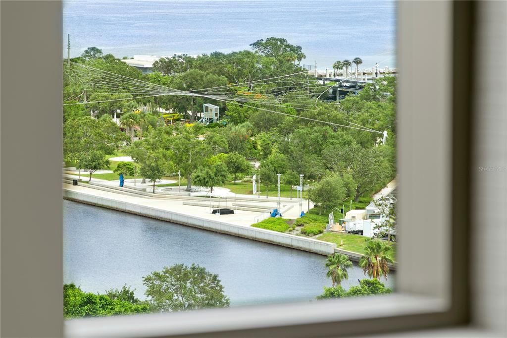 Activo con contrato: $2,450,000 (3 camas, 3 baños, 2156 Pies cuadrados)