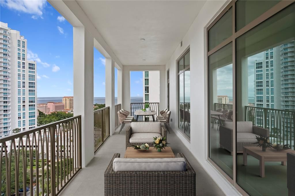 Activo con contrato: $2,450,000 (3 camas, 3 baños, 2156 Pies cuadrados)