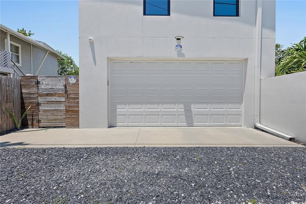 En Renta: $7,500 (4 camas, 3 baños, 2442 Pies cuadrados)