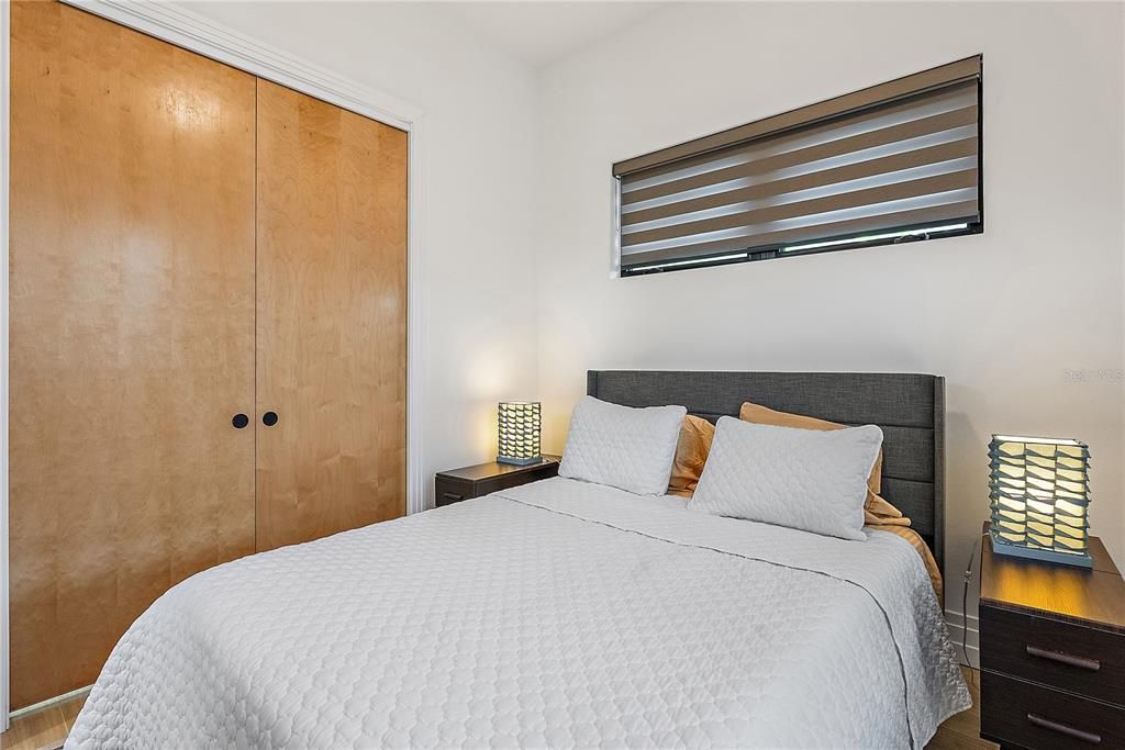 En Renta: $7,500 (4 camas, 3 baños, 2442 Pies cuadrados)