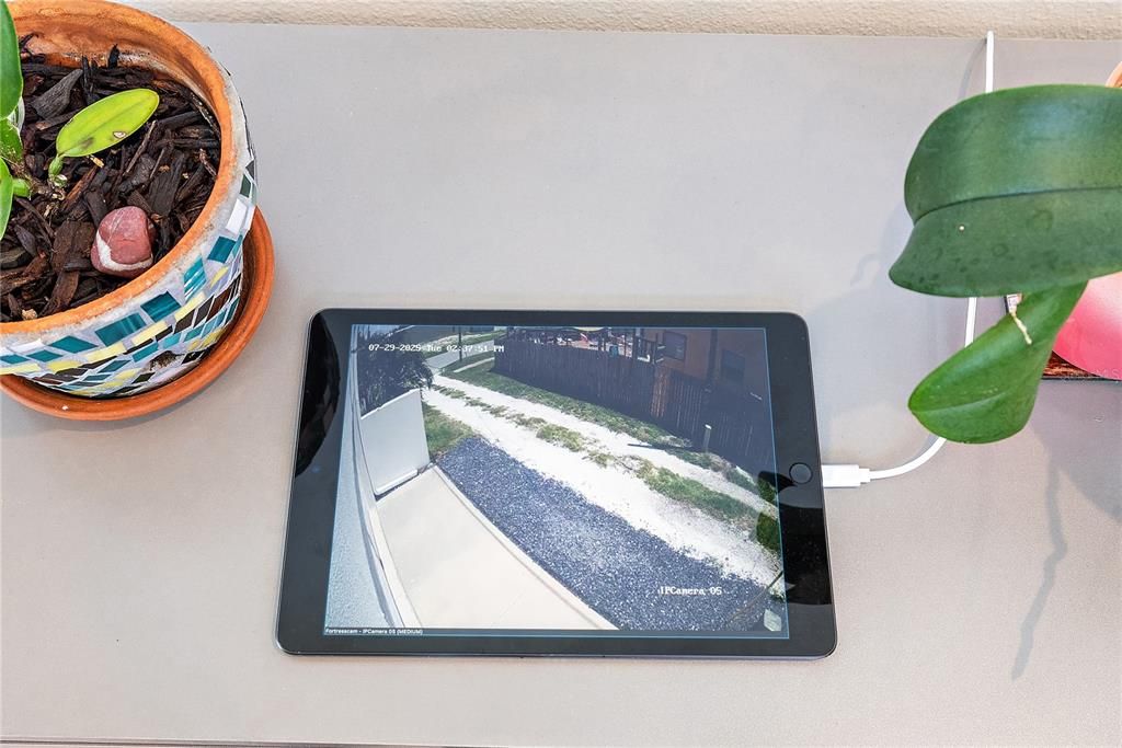 En Renta: $7,500 (4 camas, 3 baños, 2442 Pies cuadrados)