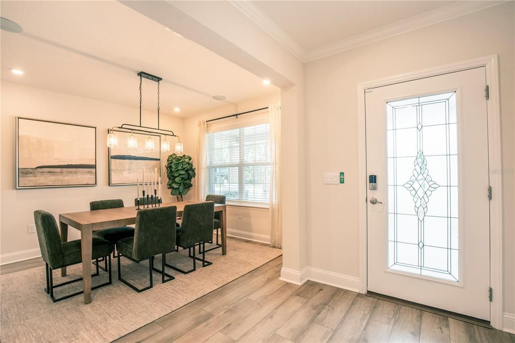 Под контрактом: $565,900 (5 спален, 4 ванн, 3059 Квадратных фут)