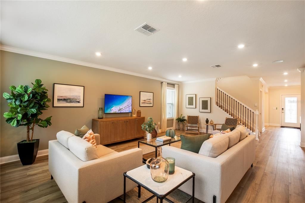 Под контрактом: $565,900 (5 спален, 4 ванн, 3059 Квадратных фут)