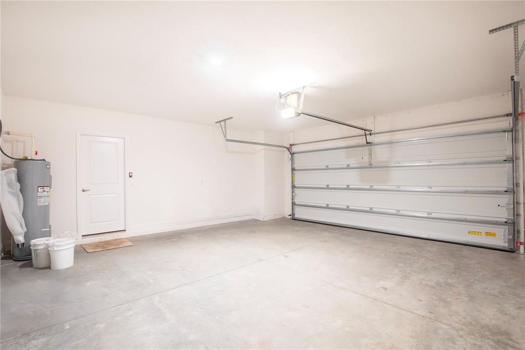 Под контрактом: $565,900 (5 спален, 4 ванн, 3059 Квадратных фут)