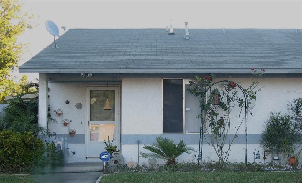 Recently Sold: $229,900 (3 beds, 2 baths, 984 Square Feet)