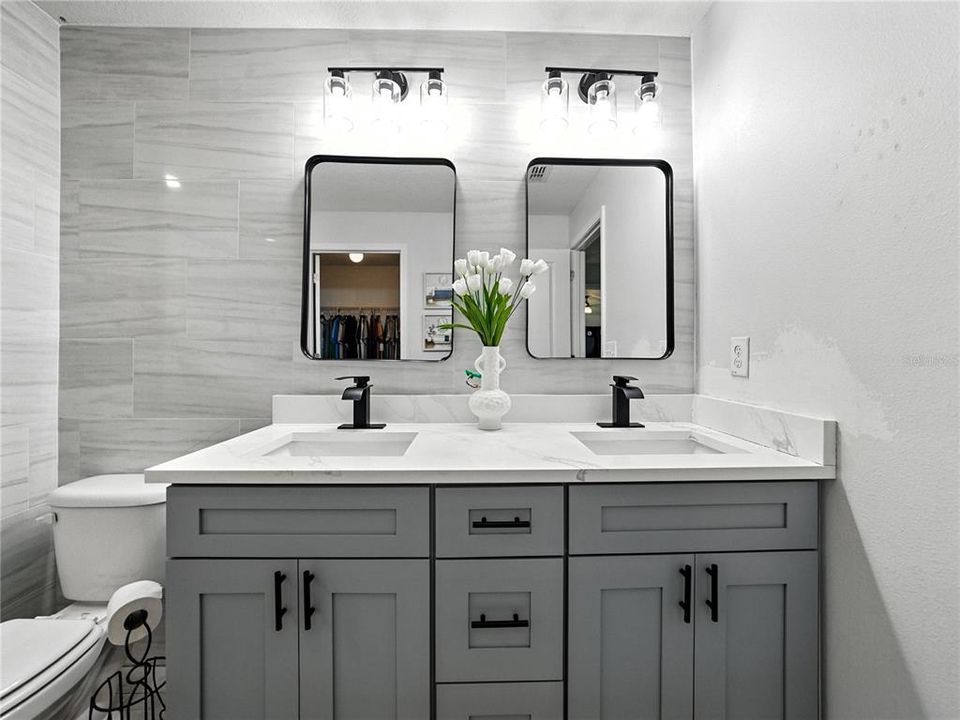 На продажу: $320,000 (3 спален, 2 ванн, 1555 Квадратных фут)