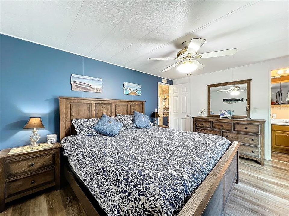 待售: $144,900 (2 贝兹, 2 浴室, 1113 平方英尺)