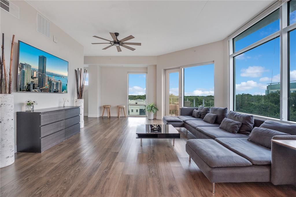 For Rent: $6,900 (4 beds, 2 baths, 2009 Square Feet)