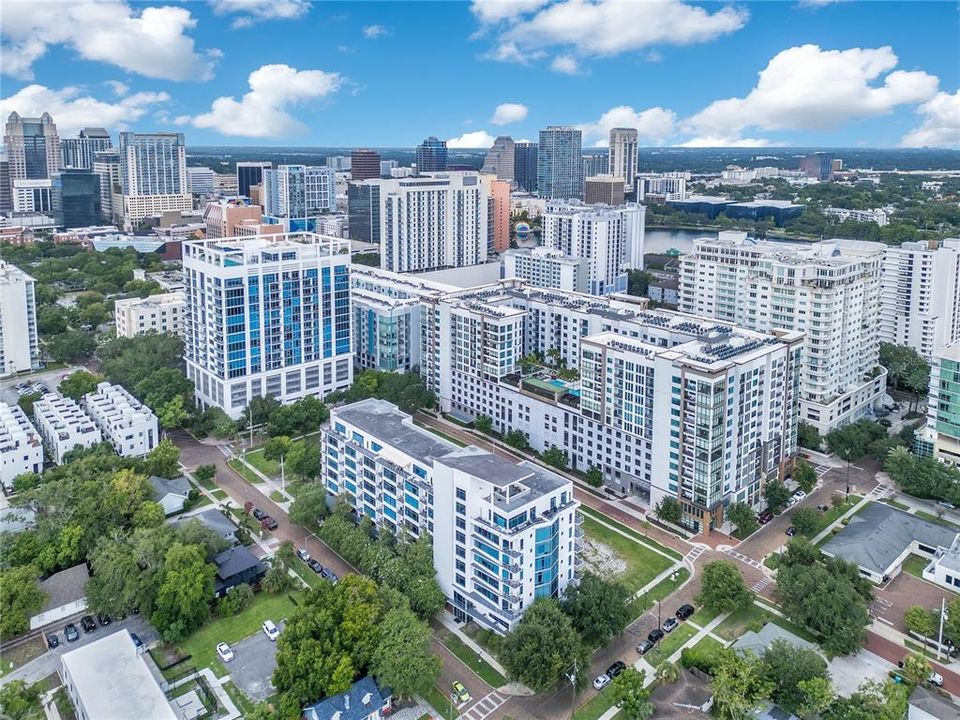 For Rent: $6,900 (4 beds, 2 baths, 2009 Square Feet)