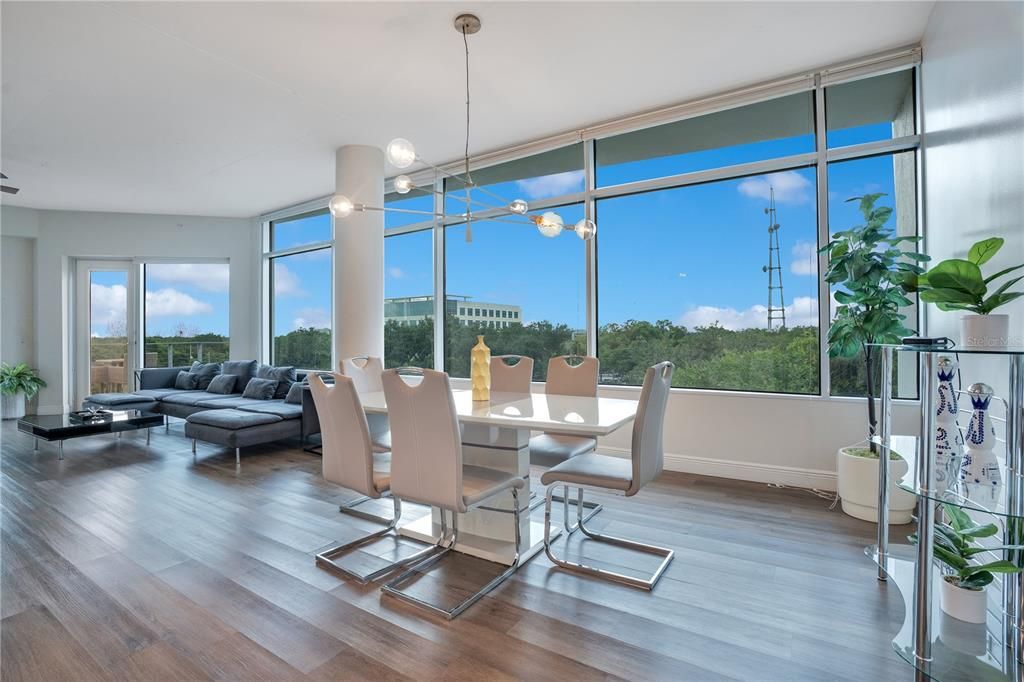 For Rent: $6,900 (4 beds, 2 baths, 2009 Square Feet)