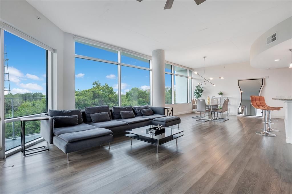 For Rent: $6,900 (4 beds, 2 baths, 2009 Square Feet)