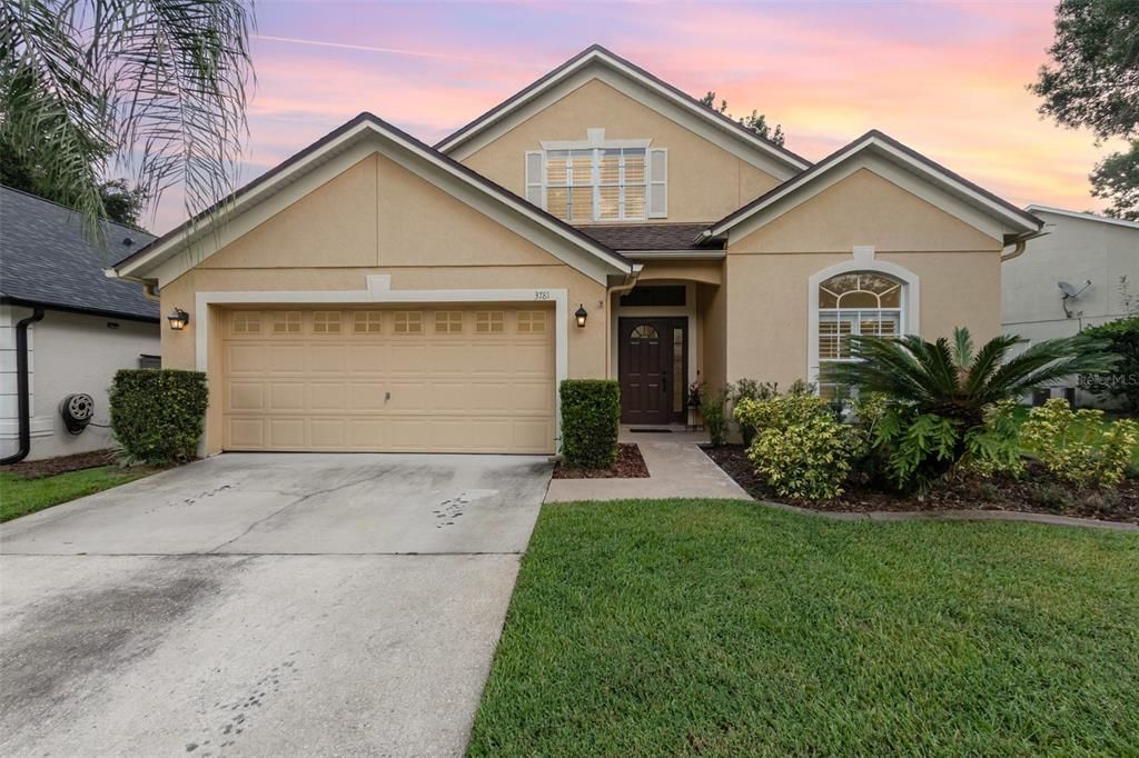 合同活跃: $519,000 (4 贝兹, 3 浴室, 2592 平方英尺)