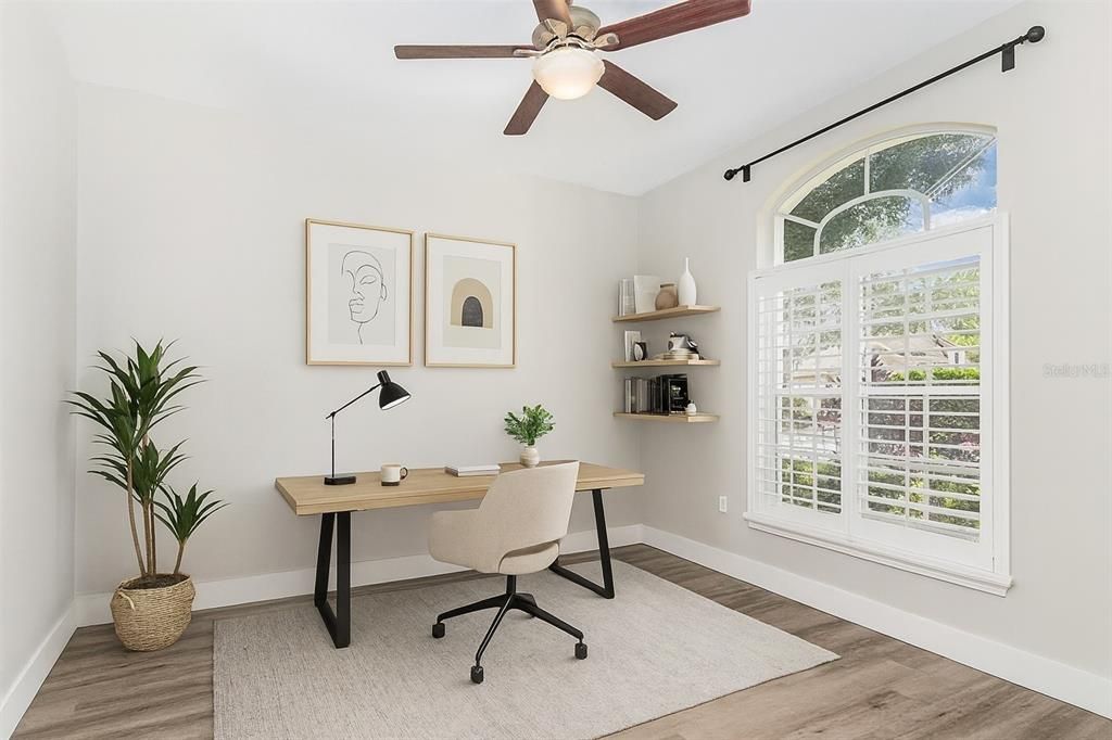 合同活跃: $519,000 (4 贝兹, 3 浴室, 2592 平方英尺)