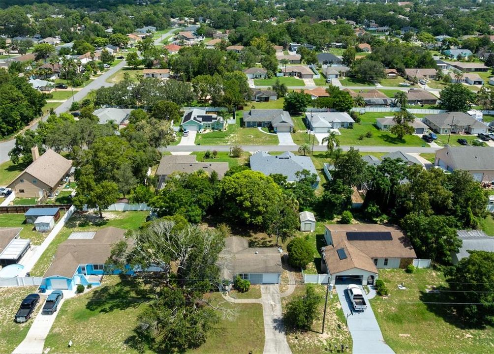 Activo con contrato: $250,000 (3 camas, 2 baños, 1070 Pies cuadrados)